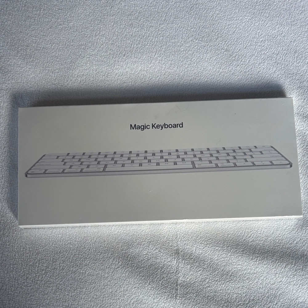 NEW! Apple Magic Keyboard in Box. Wireless